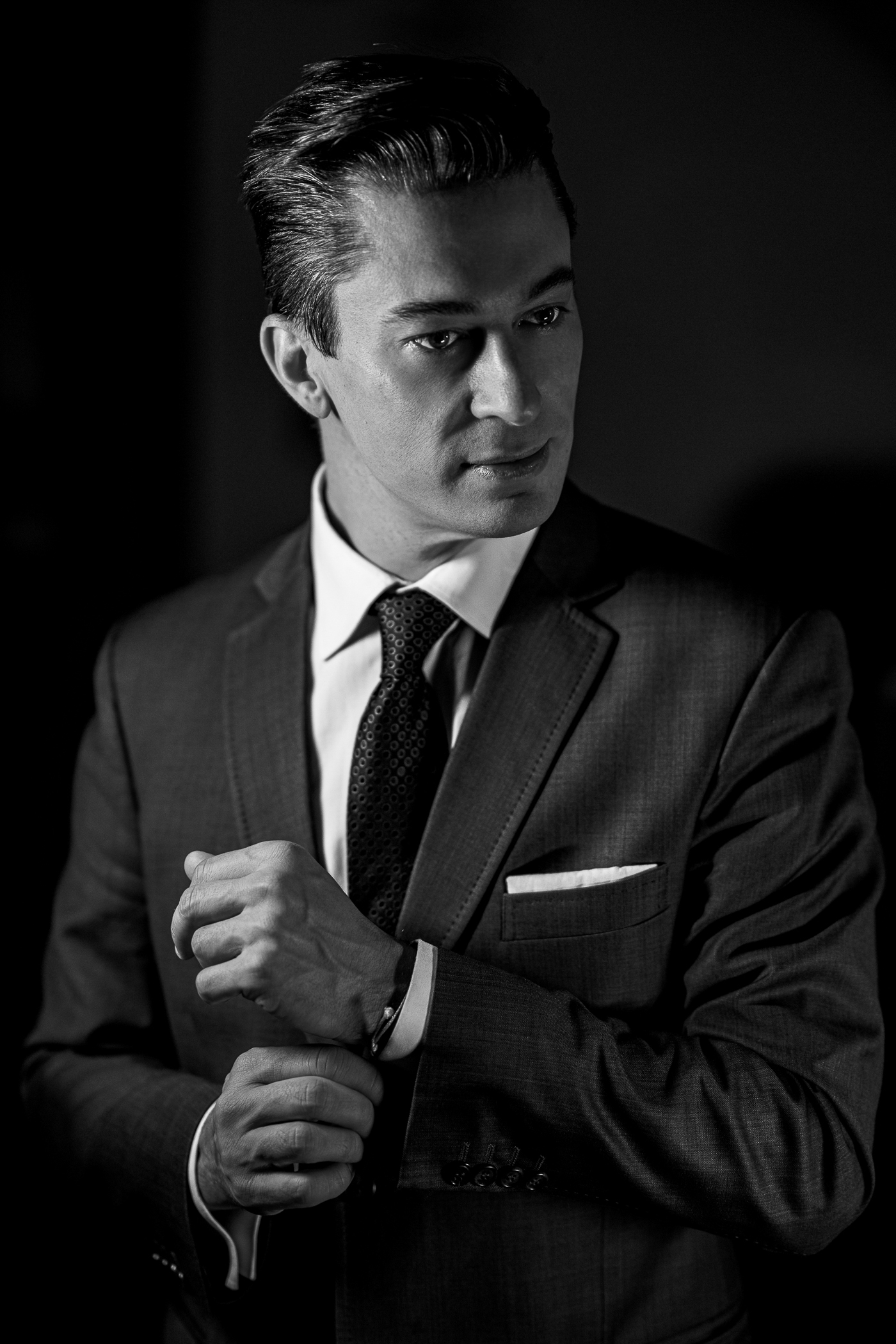  Christopher Tonkin | Opera Singer 