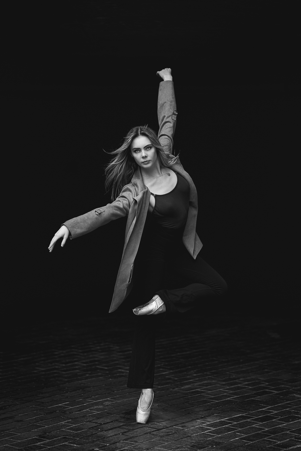  Julia Skår | Dancer 